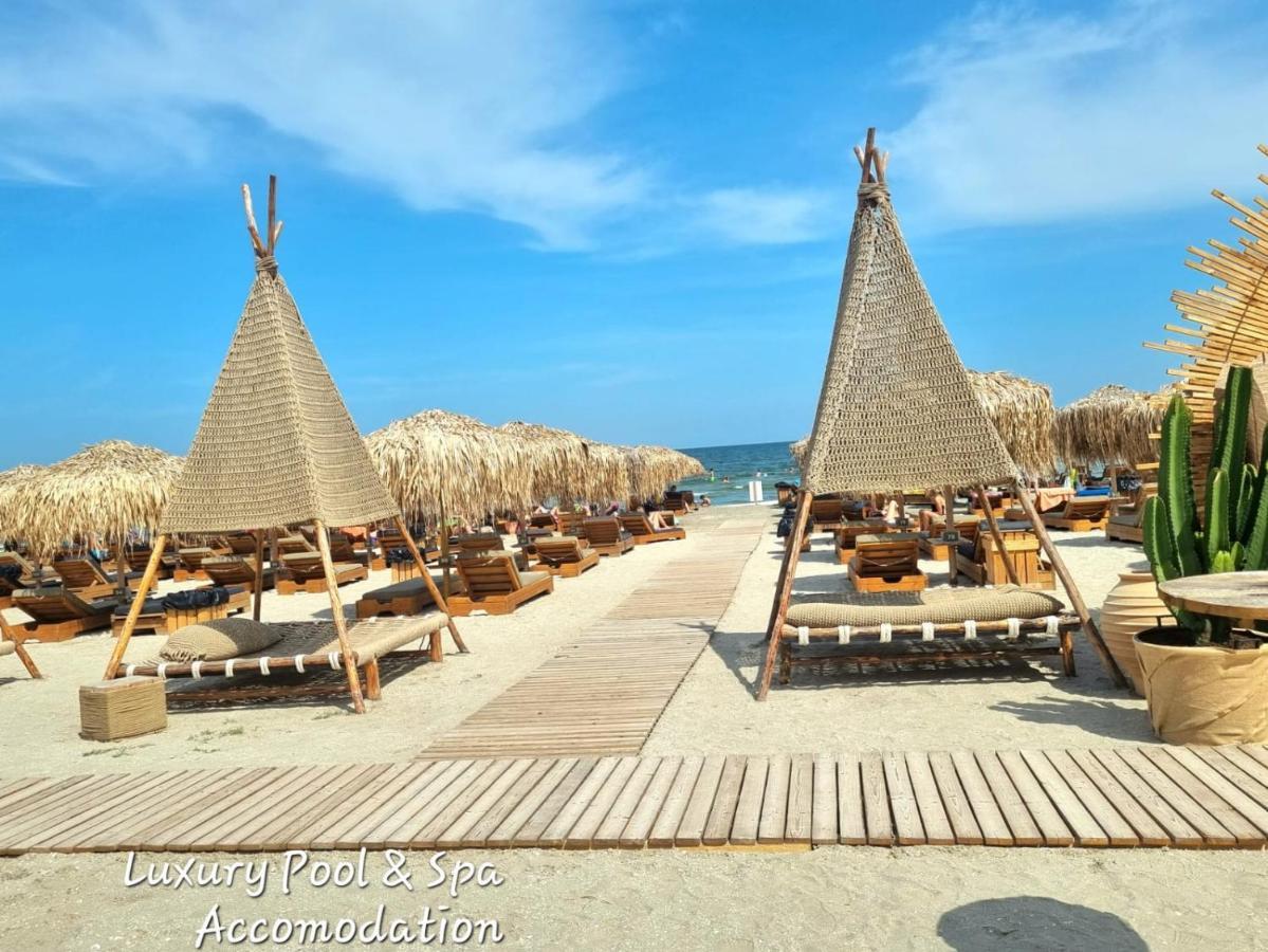 Crystal Beach - Infinity Pool & Spa Resort Năvodari 외부 사진