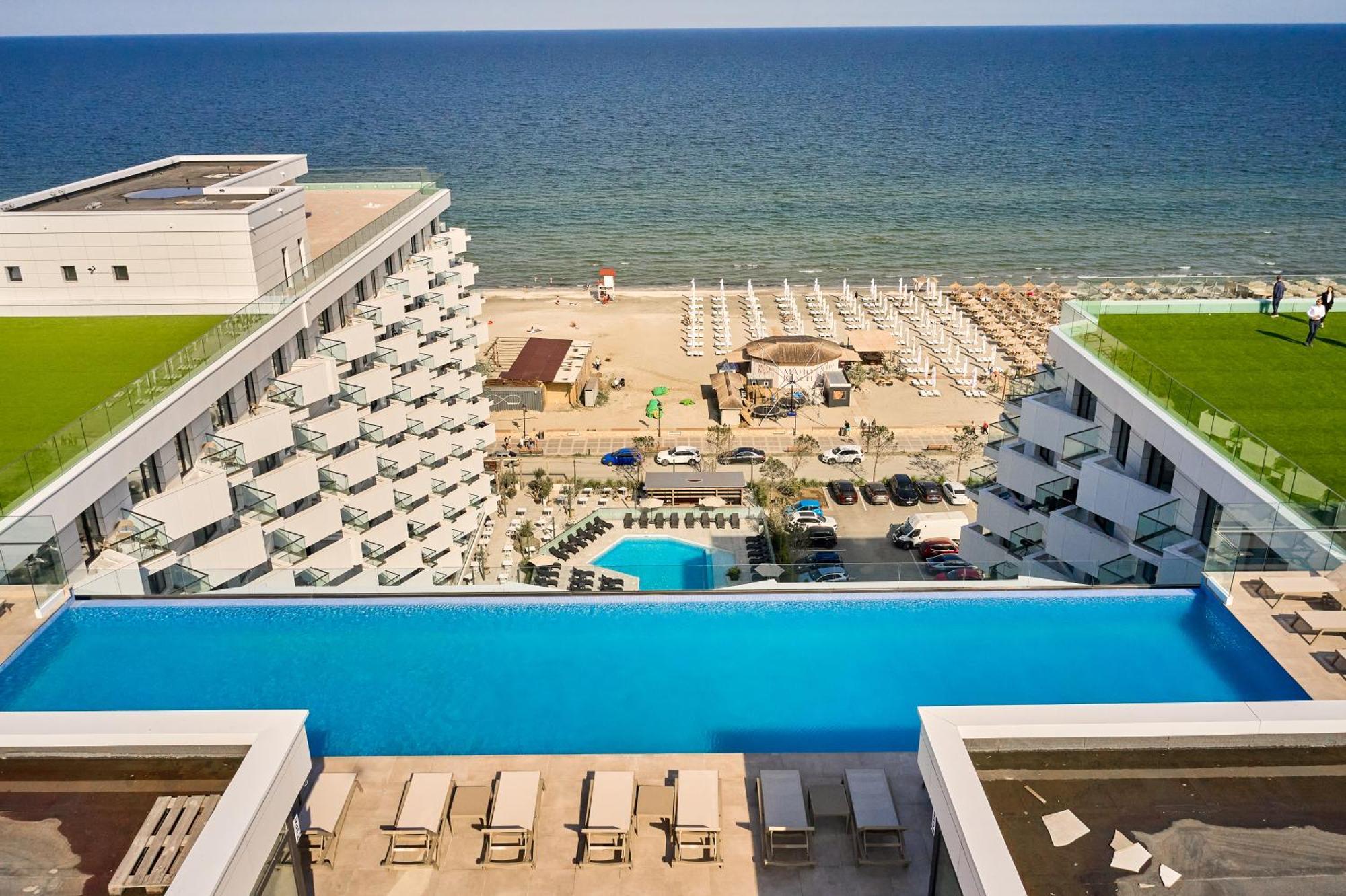 Crystal Beach - Infinity Pool & Spa Resort Năvodari 외부 사진