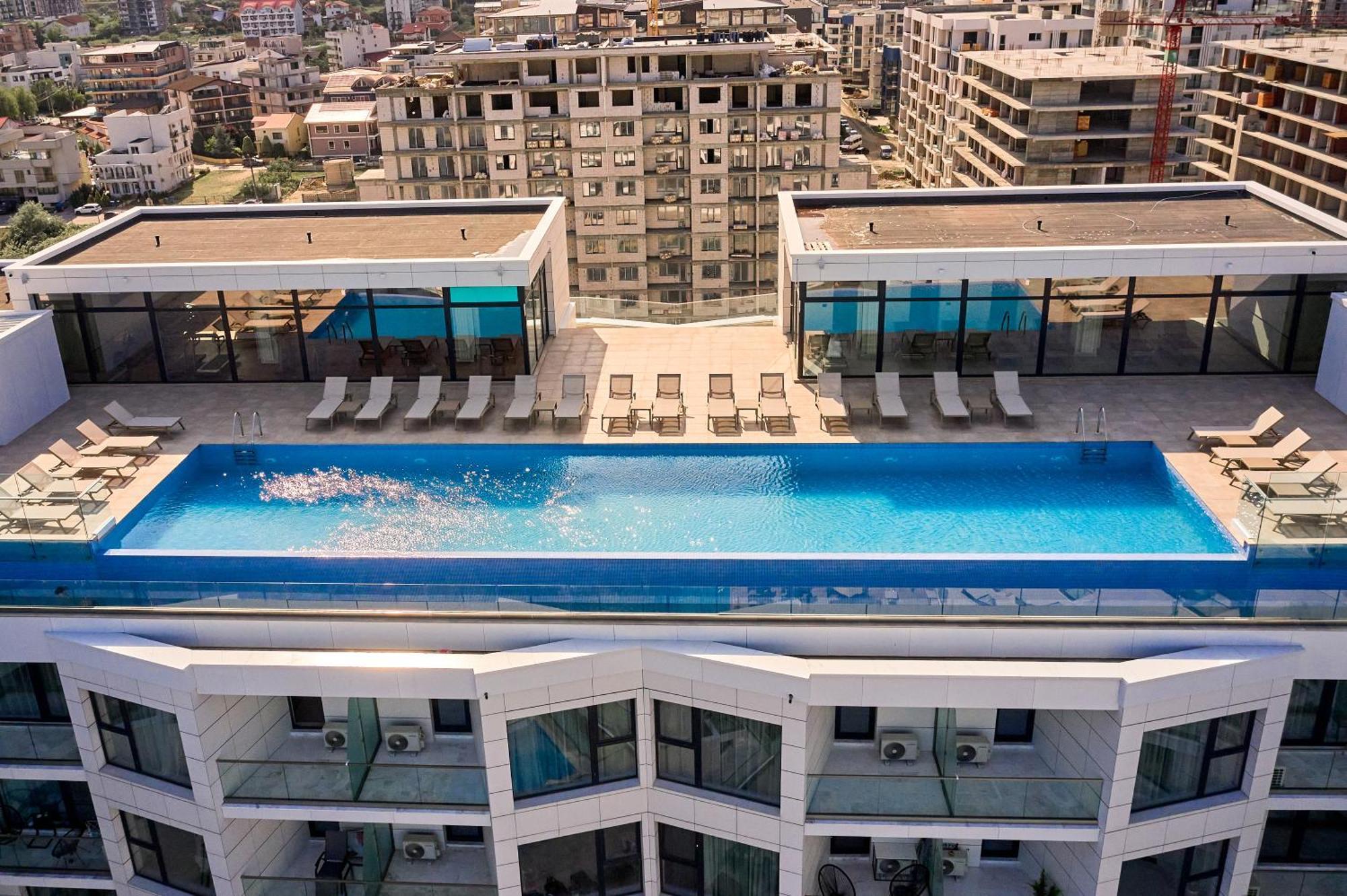 Crystal Beach - Infinity Pool & Spa Resort Năvodari 외부 사진